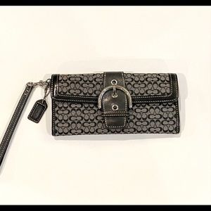 Coach Signature Soho Jacquard Wallet